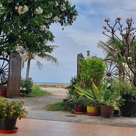 Seesea Thai Wooden House On Beachfront Prachuap Khiri Khan Exterior foto