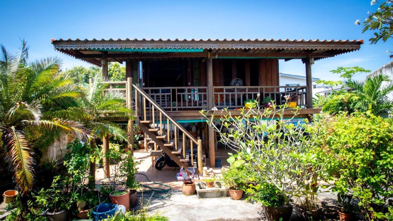 Seesea Thai Wooden House On Beachfront Prachuap Khiri Khan Exterior foto